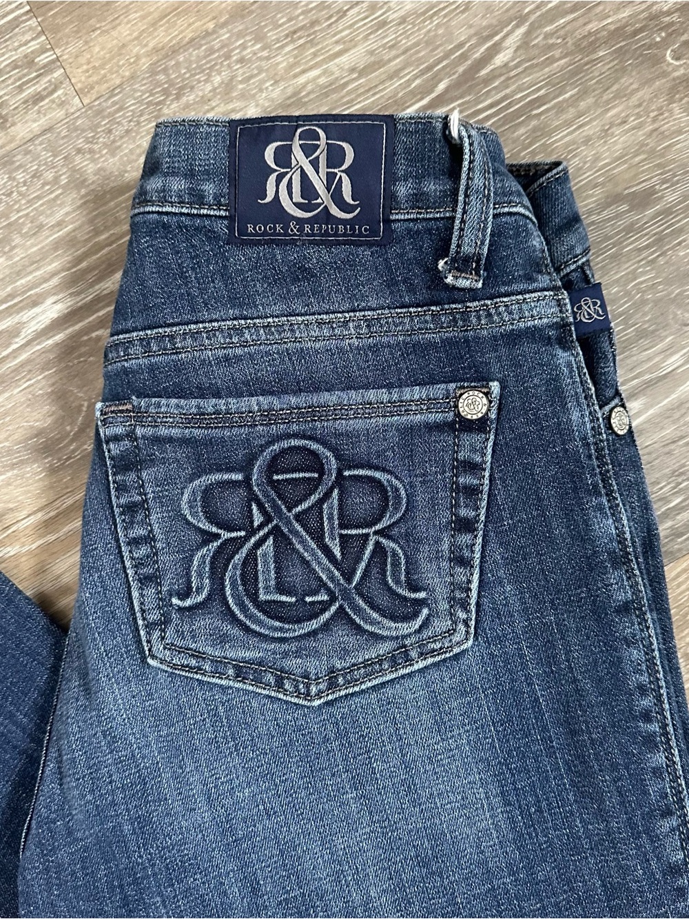 Rock & Republic Jeans Women's Size 4M Kasandra Dark Wash Flared Denim - Picture 6 of 6